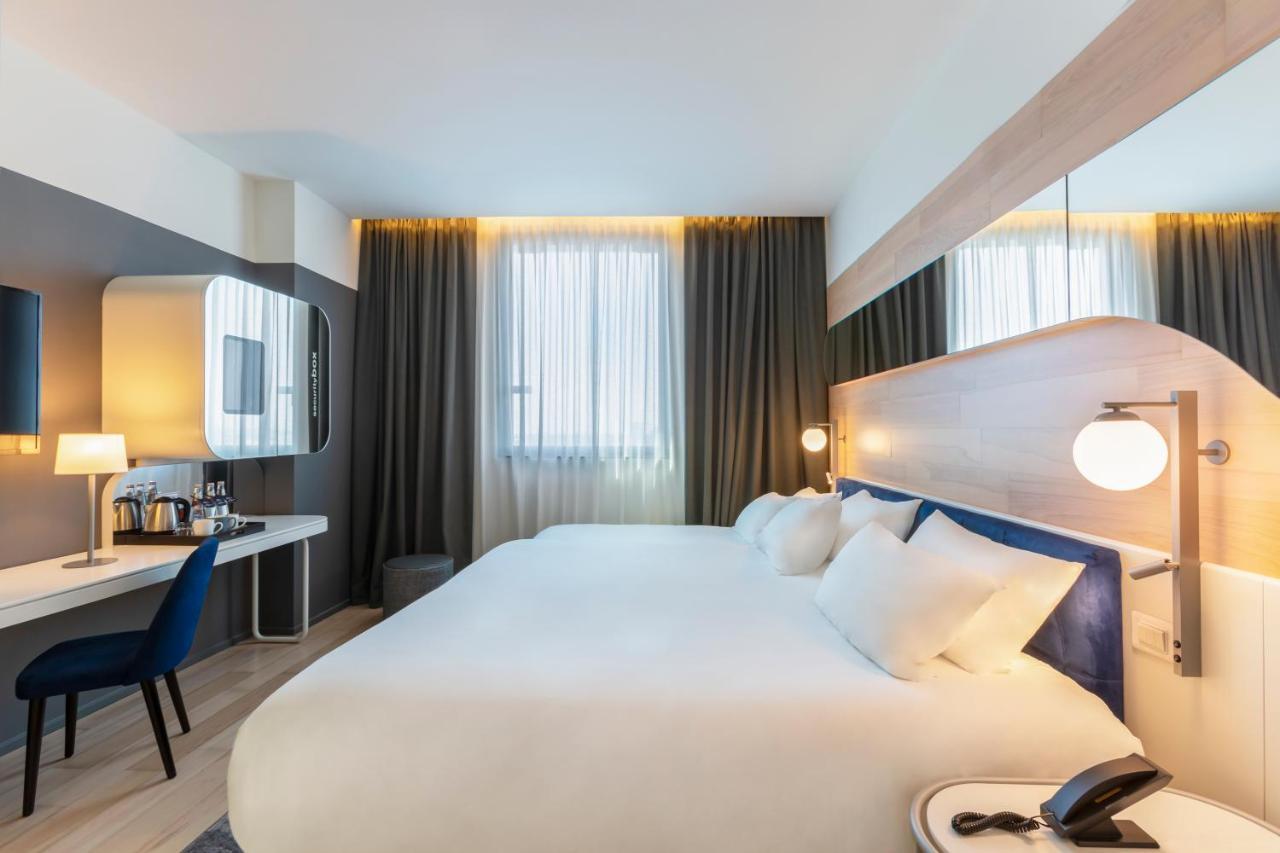 Hotel Voco Milan-Fiere By Ihg Esterno foto