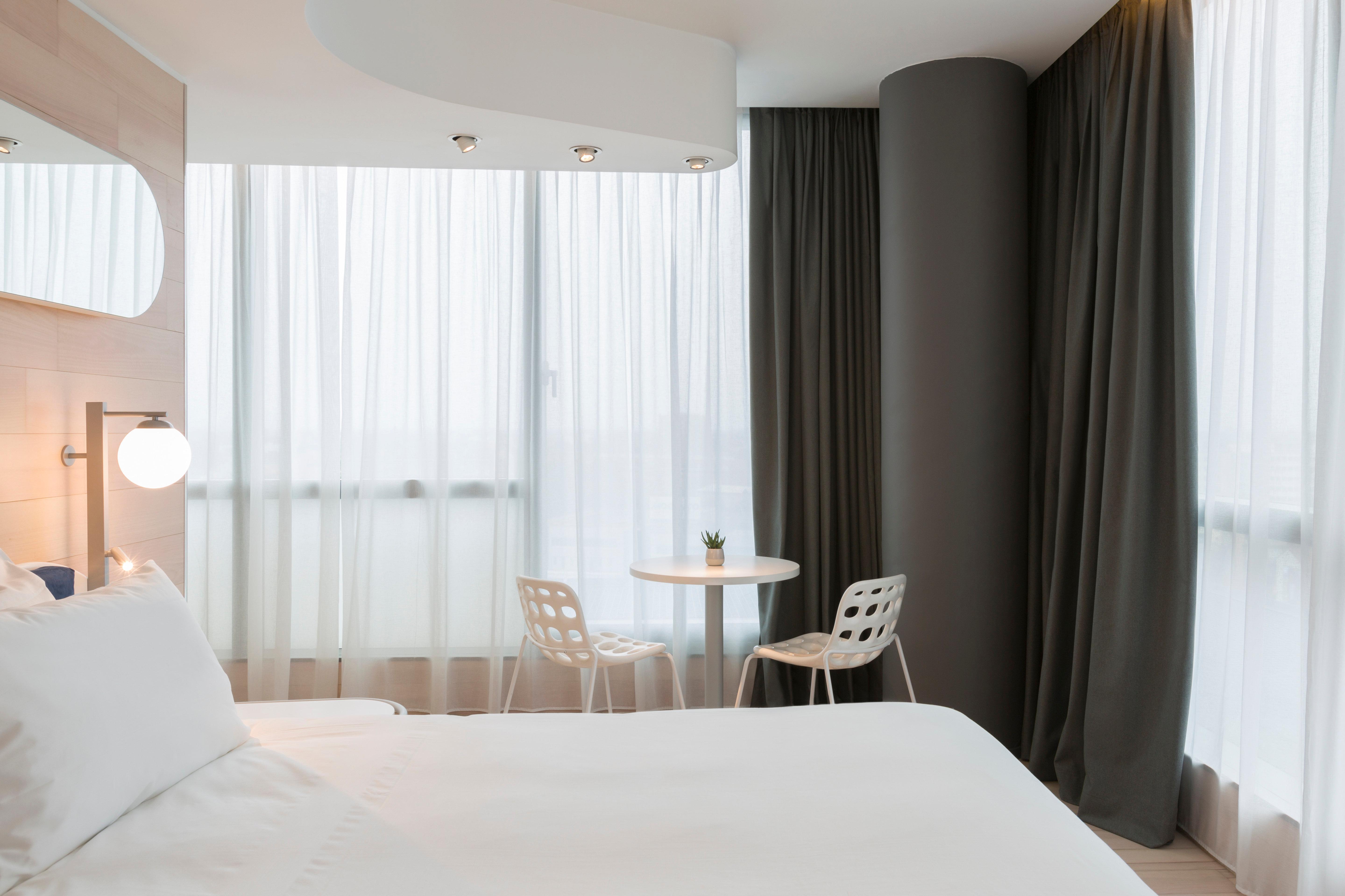 Hotel Voco Milan-Fiere By Ihg Esterno foto