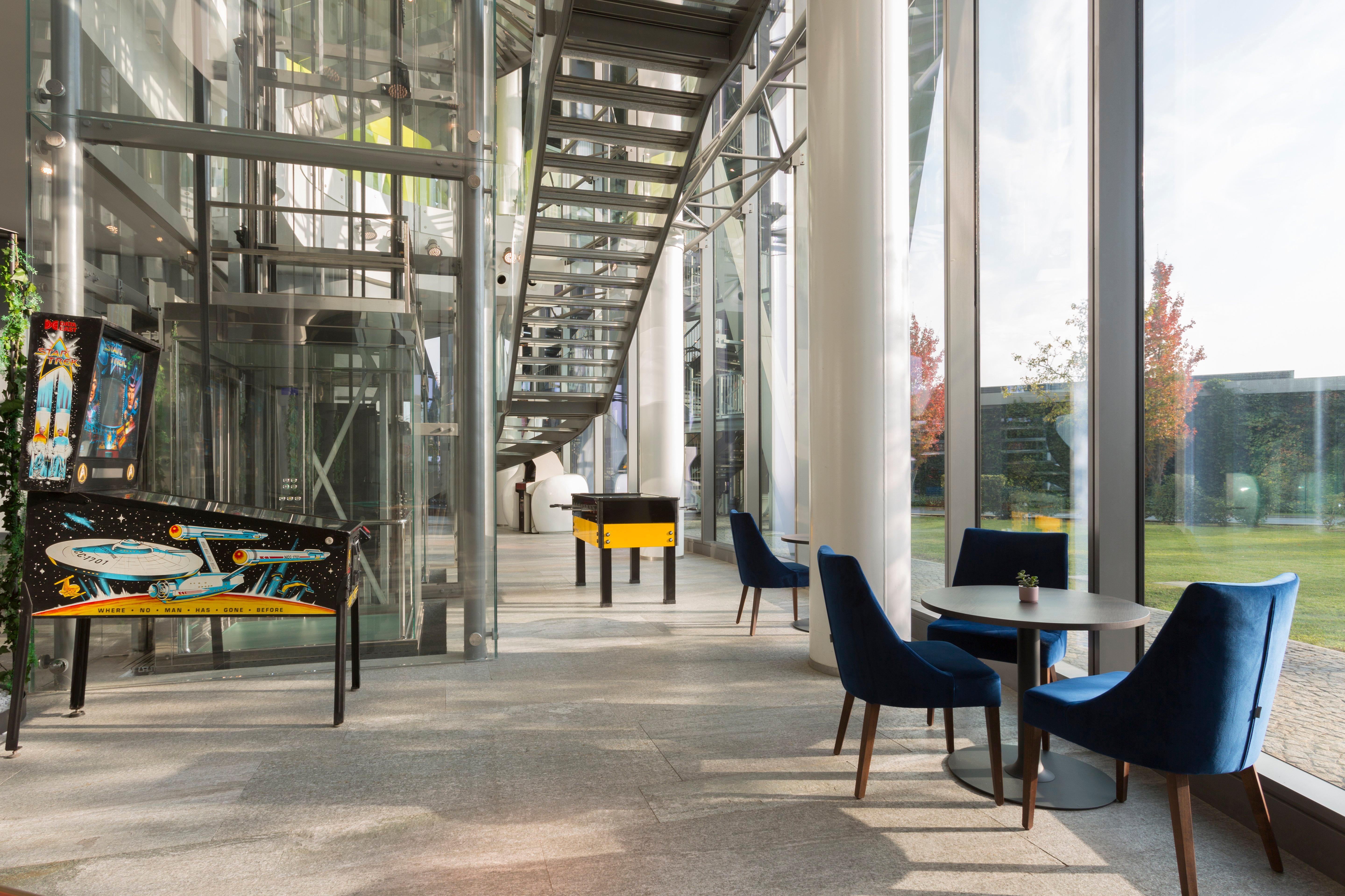 Hotel Voco Milan-Fiere By Ihg Esterno foto
