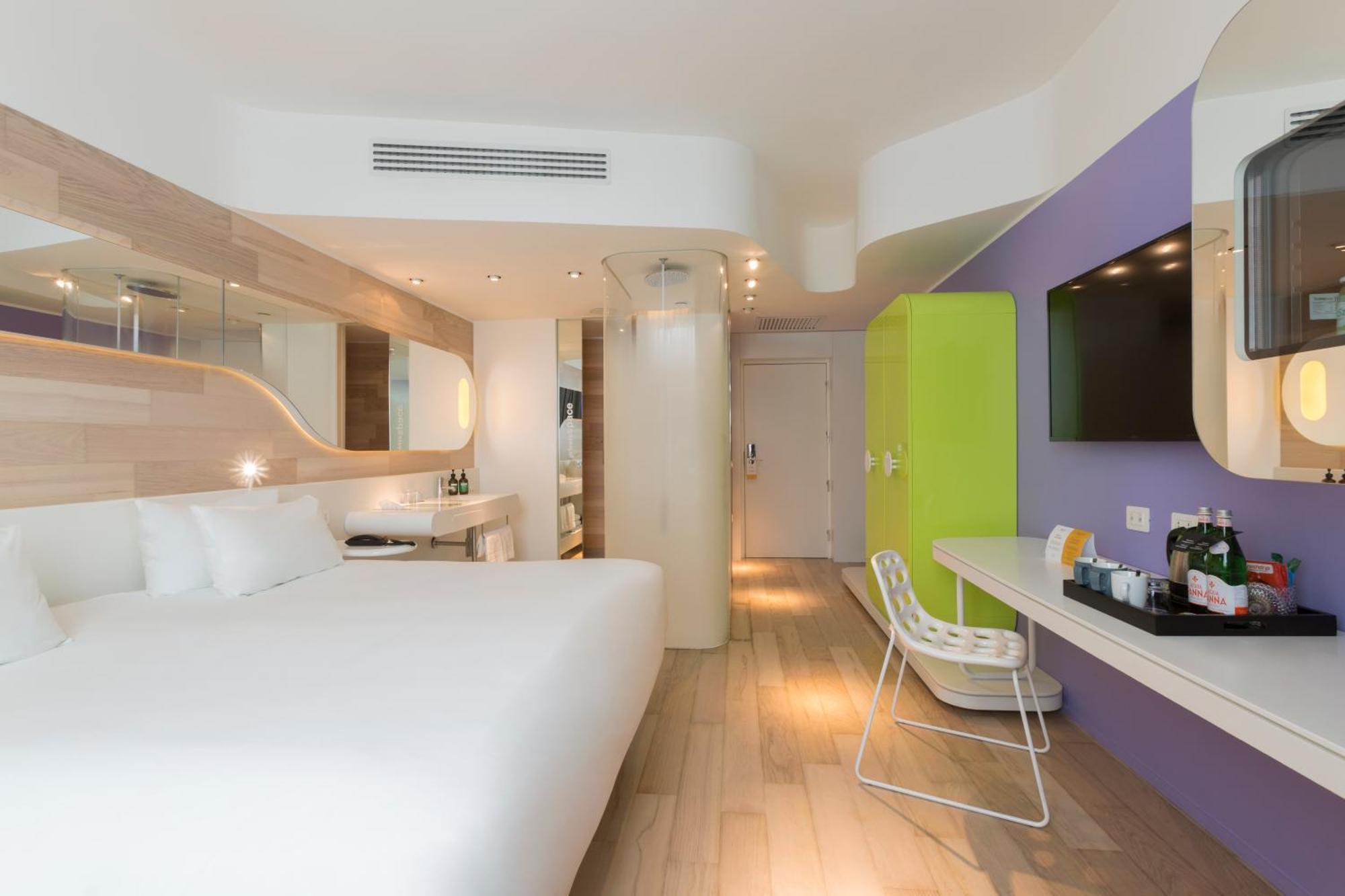 Hotel Voco Milan-Fiere By Ihg Esterno foto