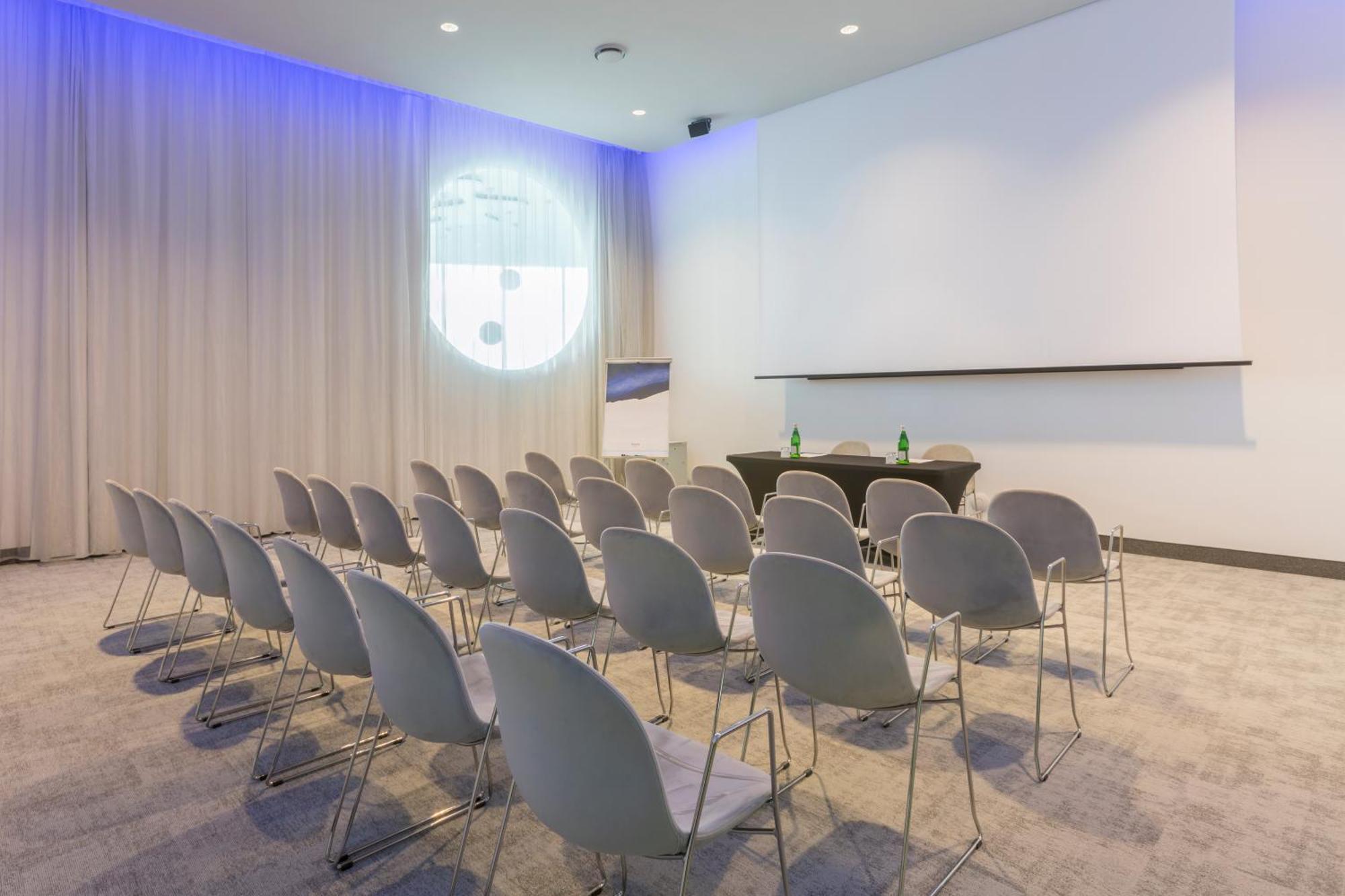 Hotel Voco Milan-Fiere By Ihg Esterno foto